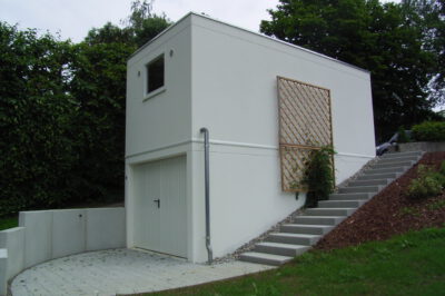 Doppelstockgarage und Raumzelle